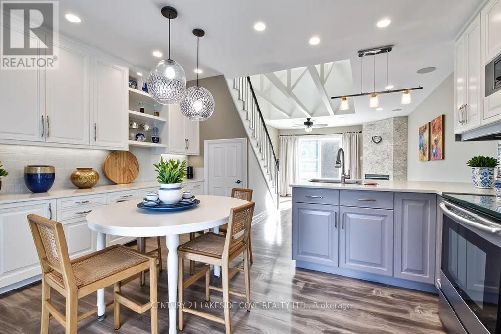 Unit 12 - 81 LAGUNA PARKWAY NORTH Image 4