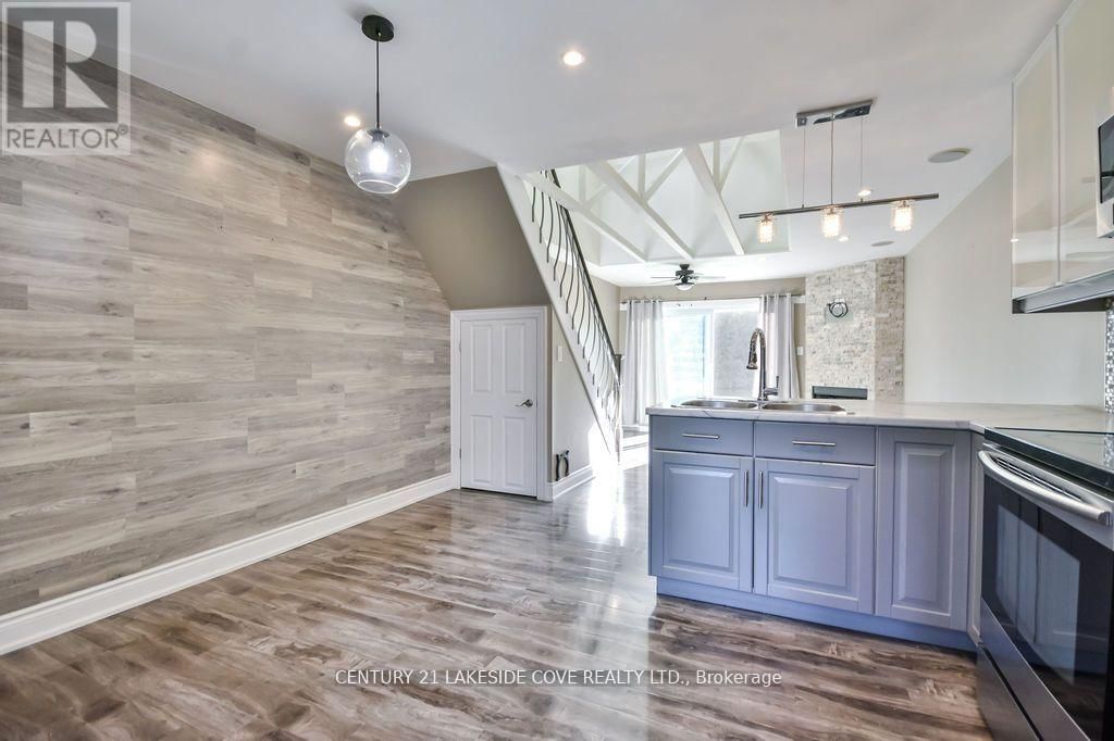 Unit 12 - 81 LAGUNA PARKWAY NORTH Image 5