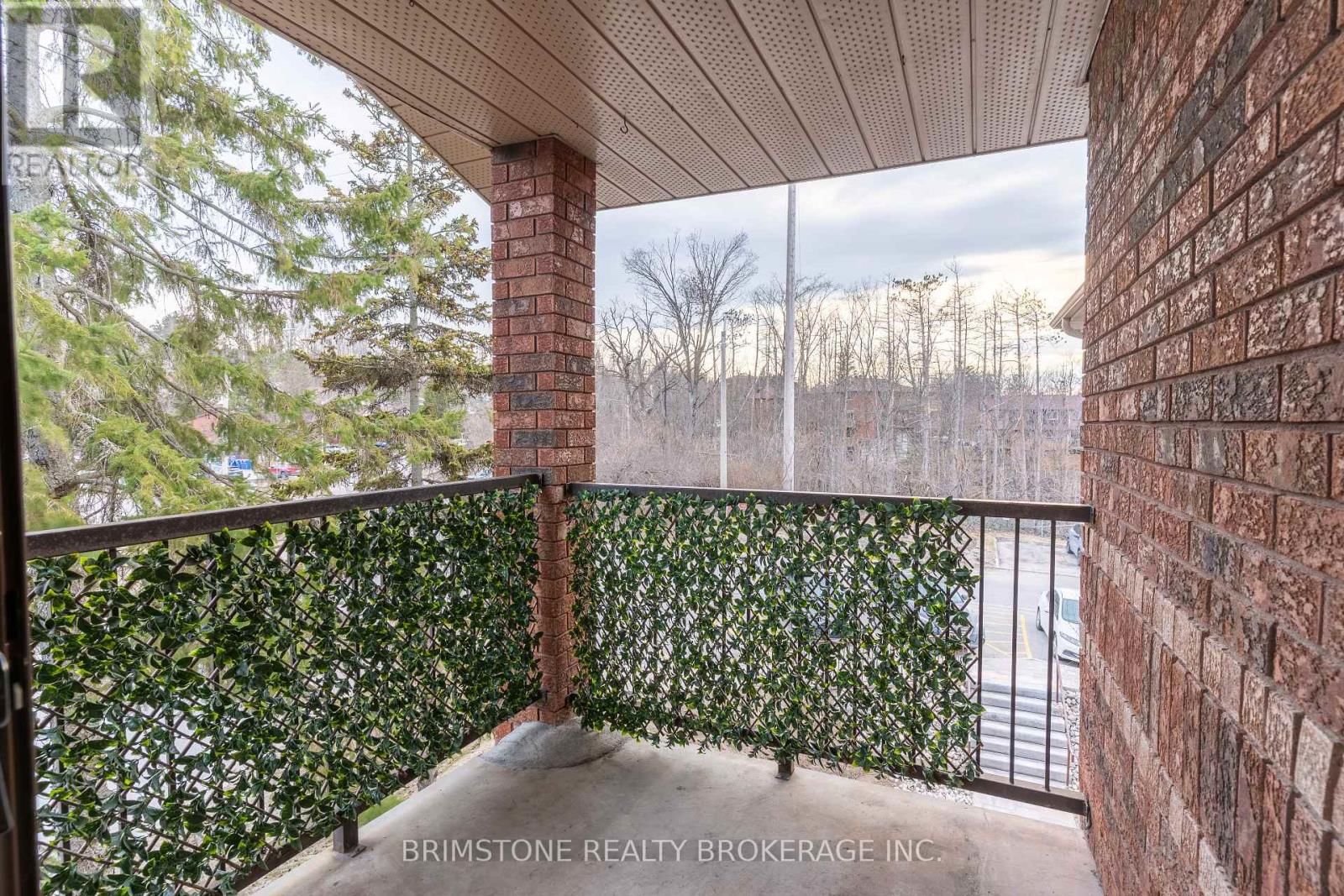 312 - 1 QUAIL CRESCENT Image 14