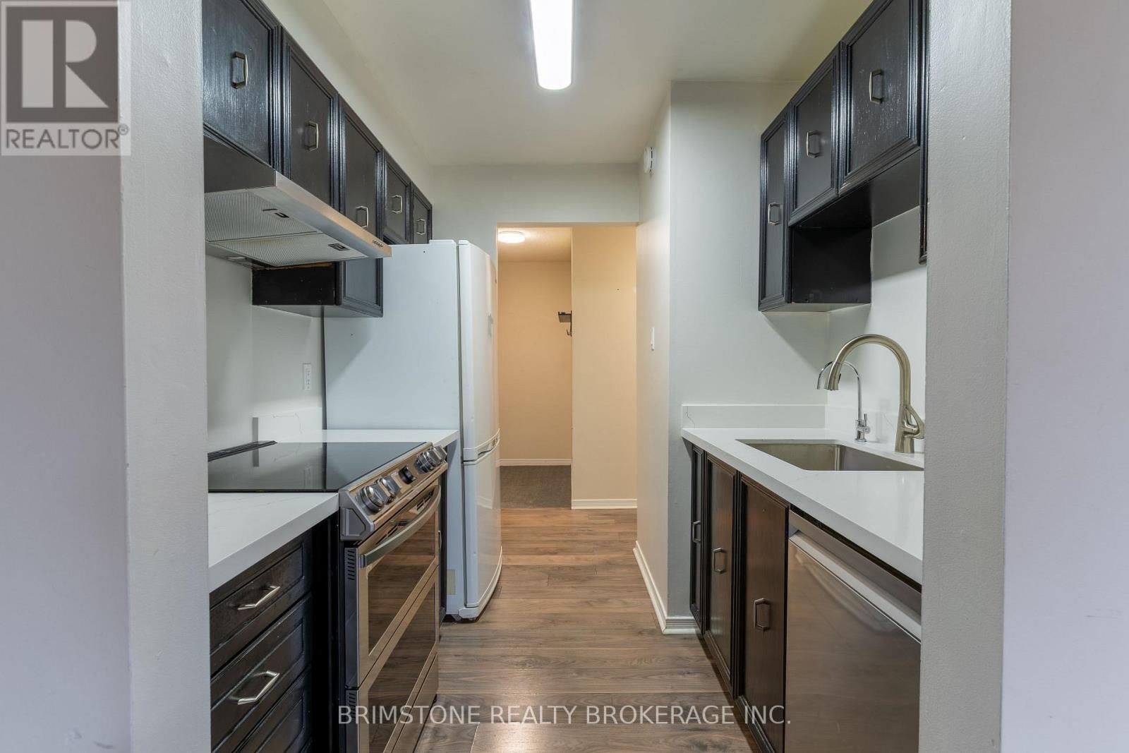 312 - 1 QUAIL CRESCENT Image 6