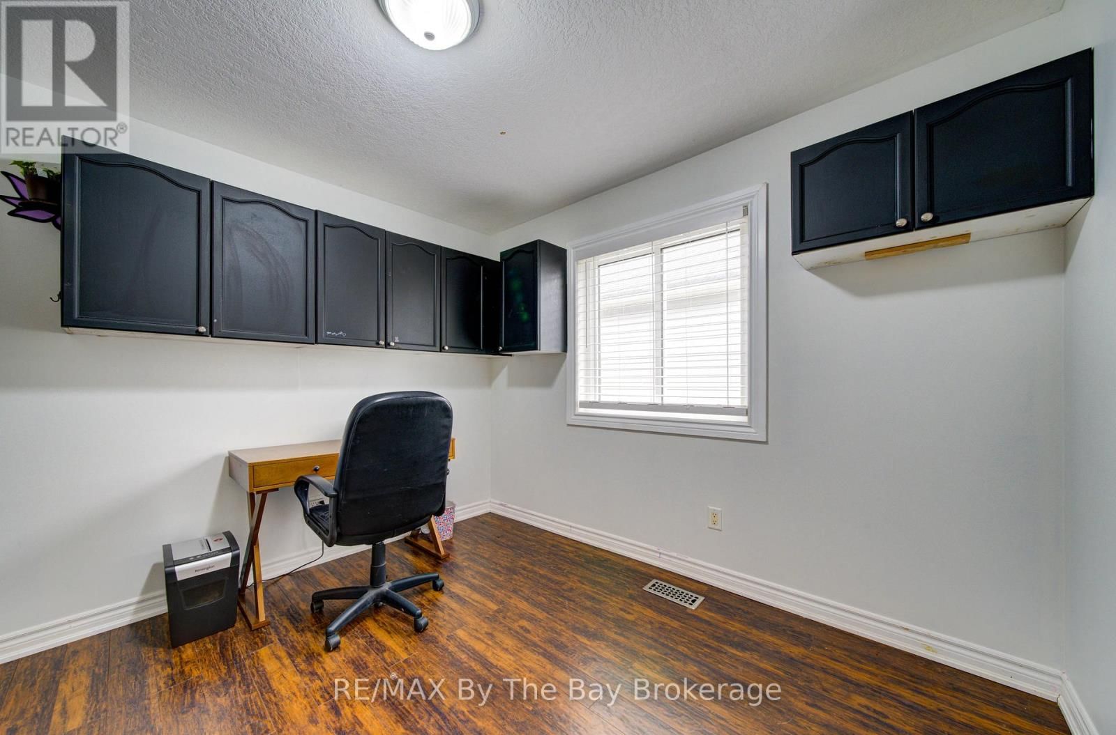 229 ATKINSON STREET Image 23