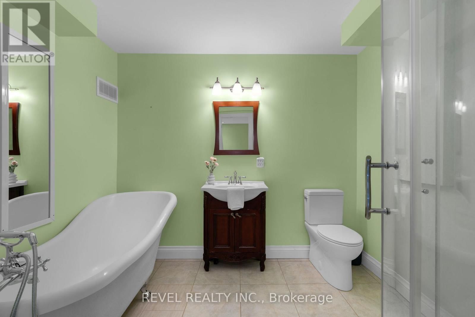 77 MARSELLUS DRIVE Image 26