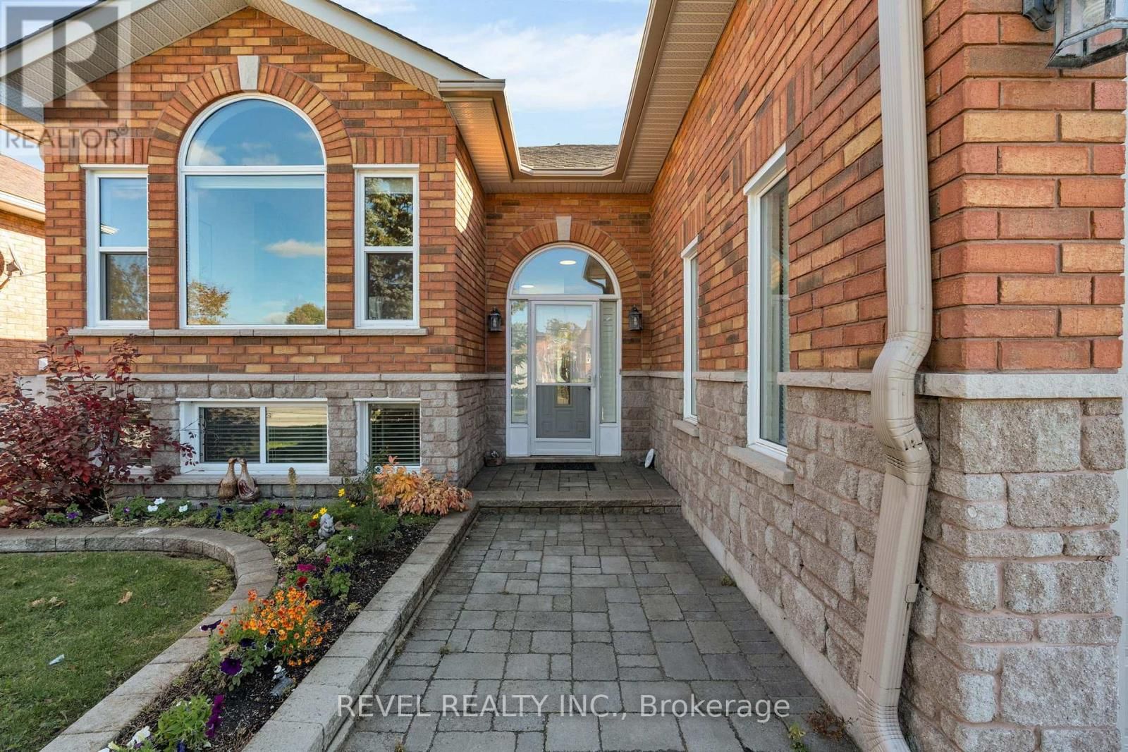 77 MARSELLUS DRIVE Image 3