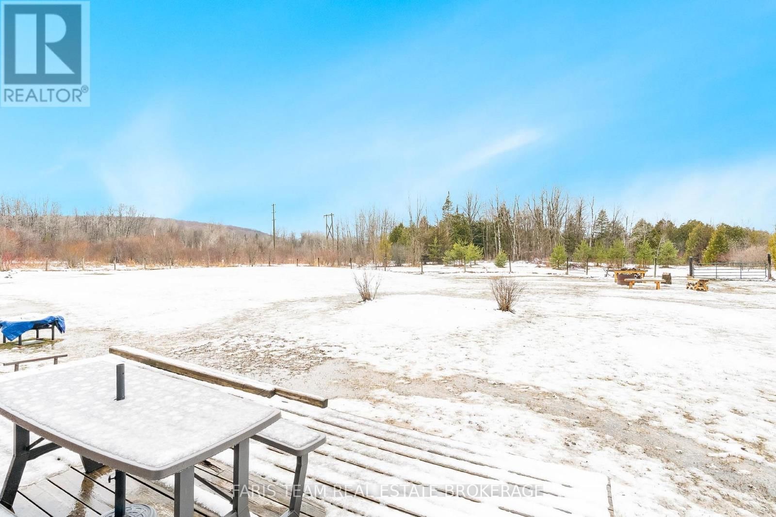 2104 NEWTON STREET Image 31