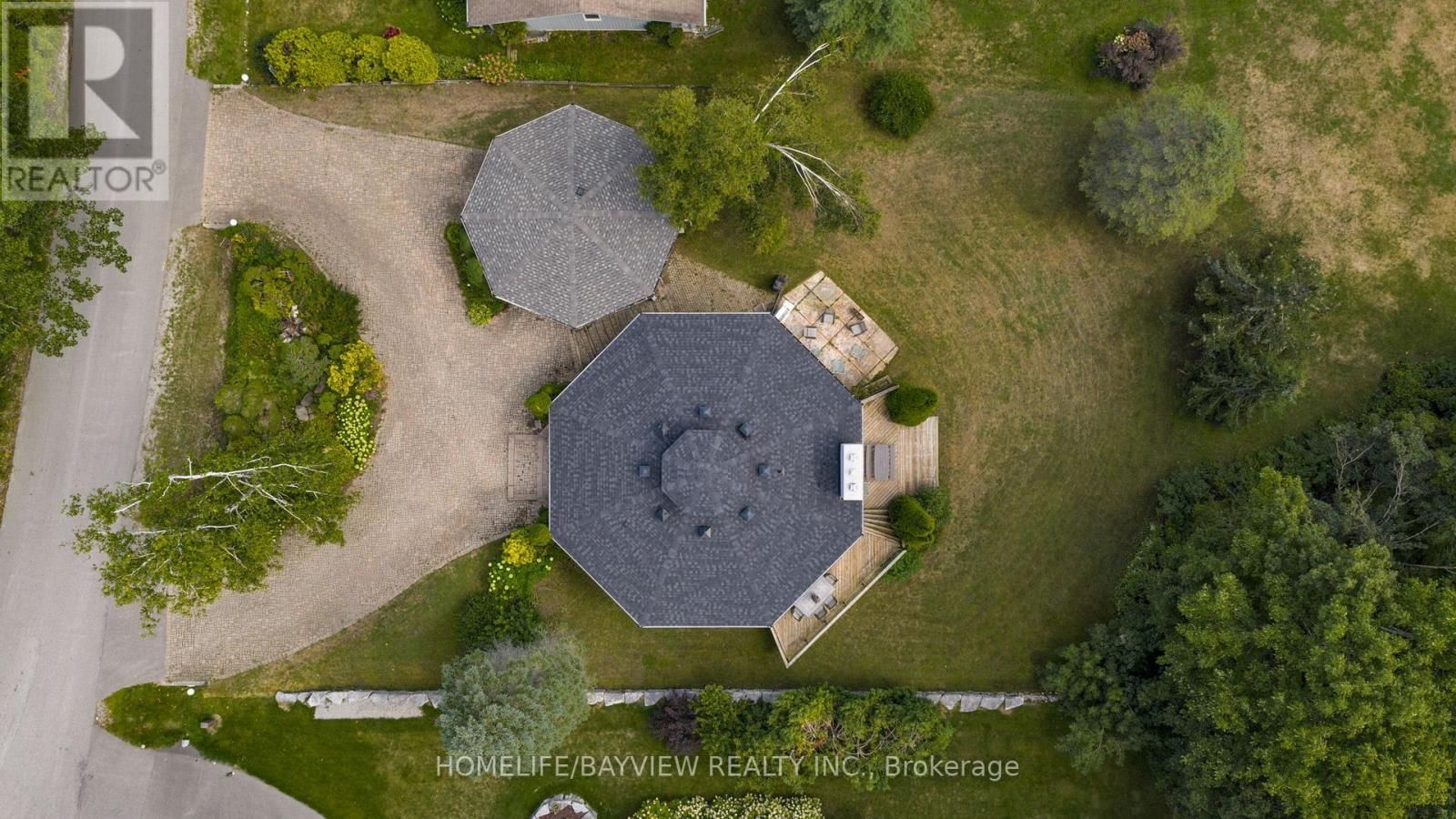 23 COUNTRY CLUB LANE Image 49