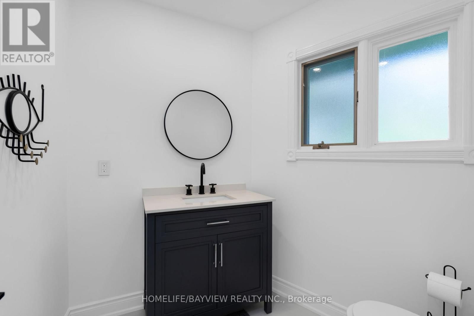 23 COUNTRY CLUB LANE Image 6