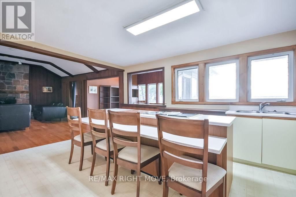 1467 CUNNINGHAM CRESCENT Image 12