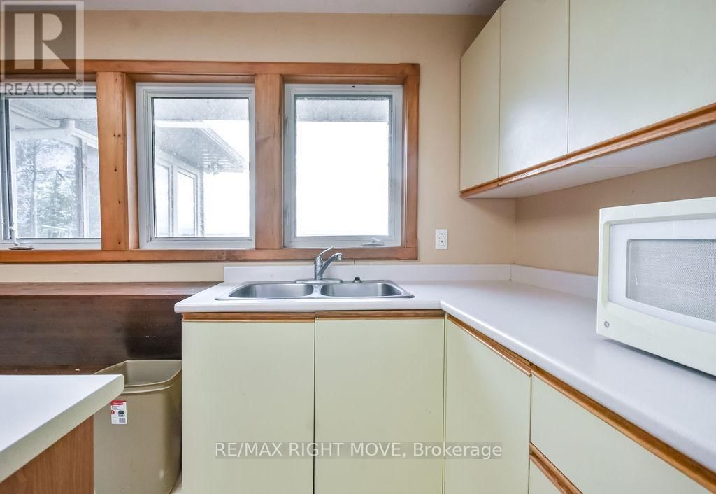 1467 CUNNINGHAM CRESCENT Image 13