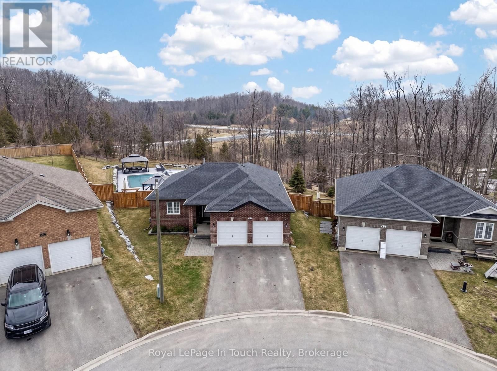 55 HUNTER AVENUE Image 34