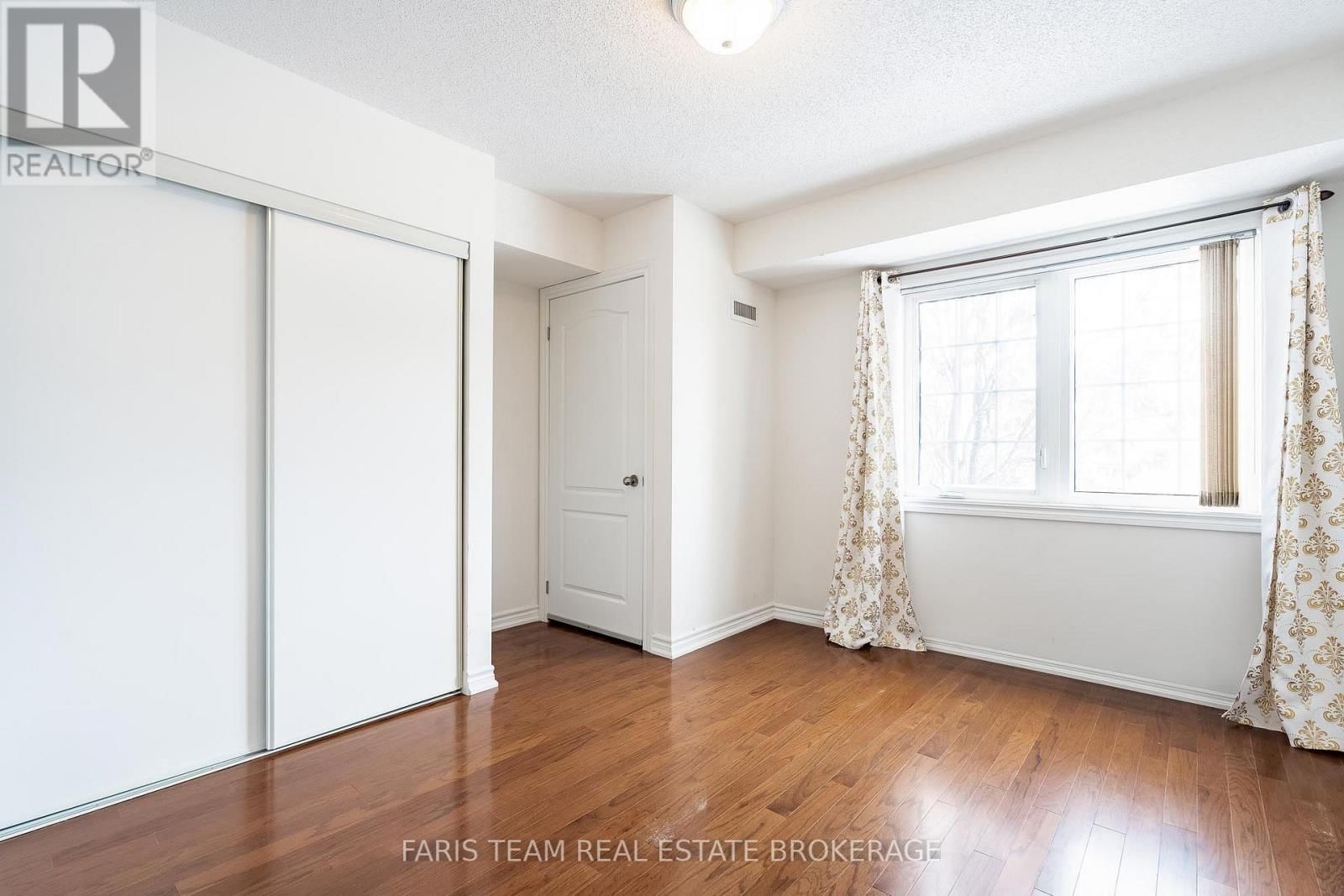 19 - 41 COULTER STREET Image 17