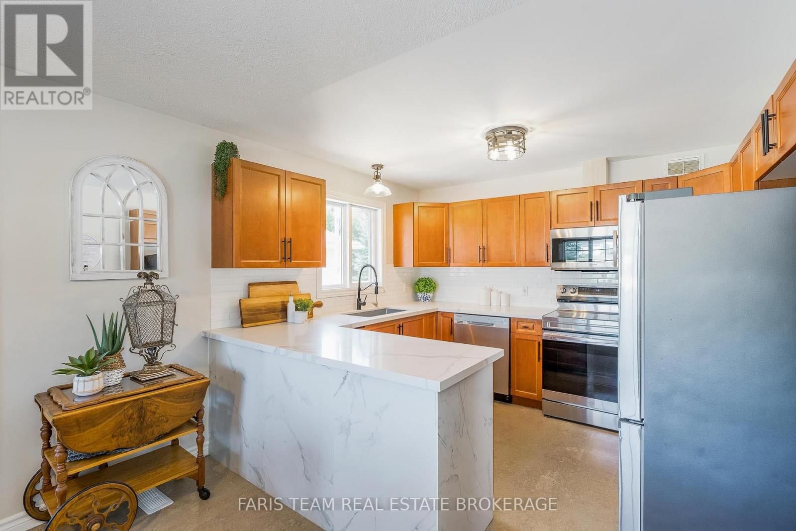 61 PENNSYLVANIA AVENUE Image 4