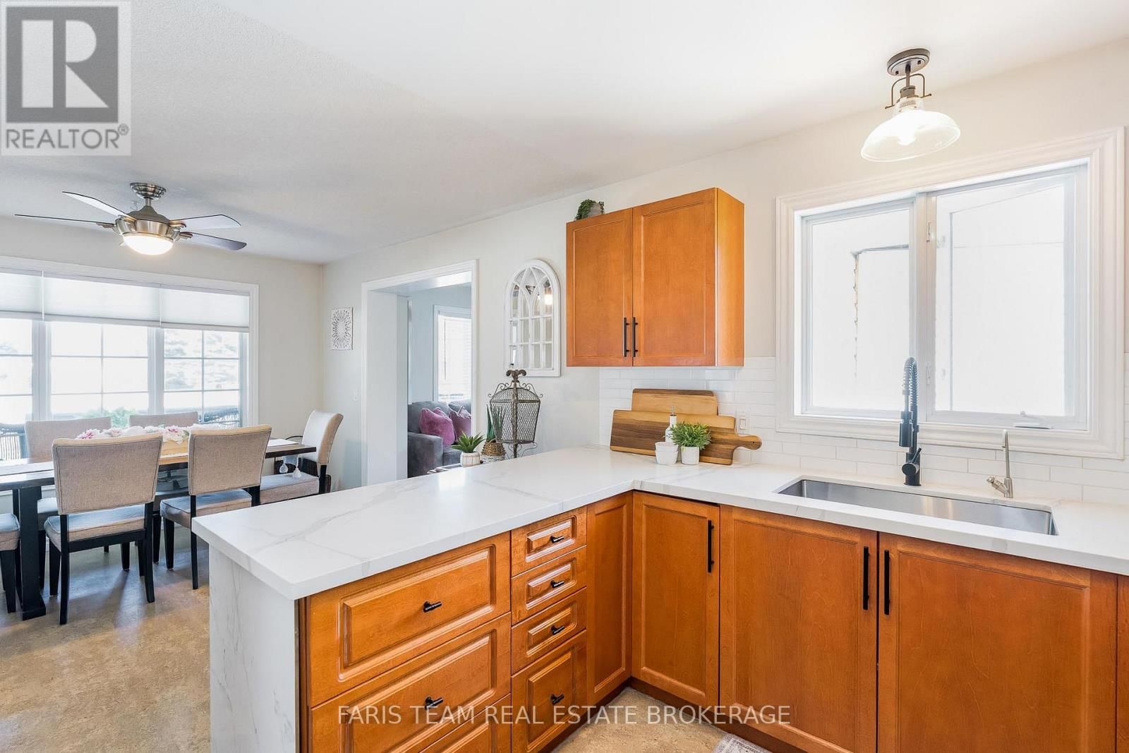 61 PENNSYLVANIA AVENUE Image 7