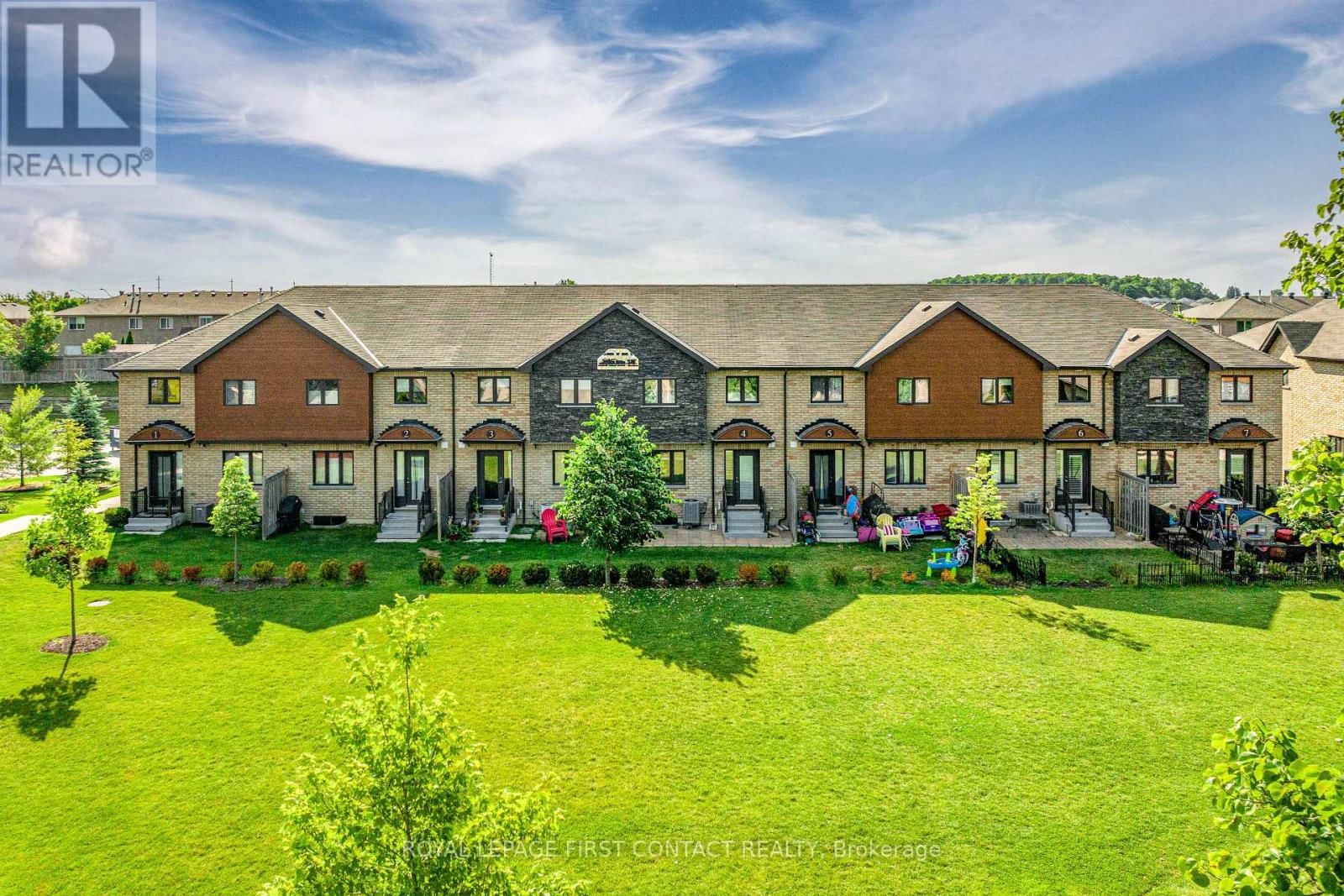 4 - 29 MADELAINE DRIVE Image 16