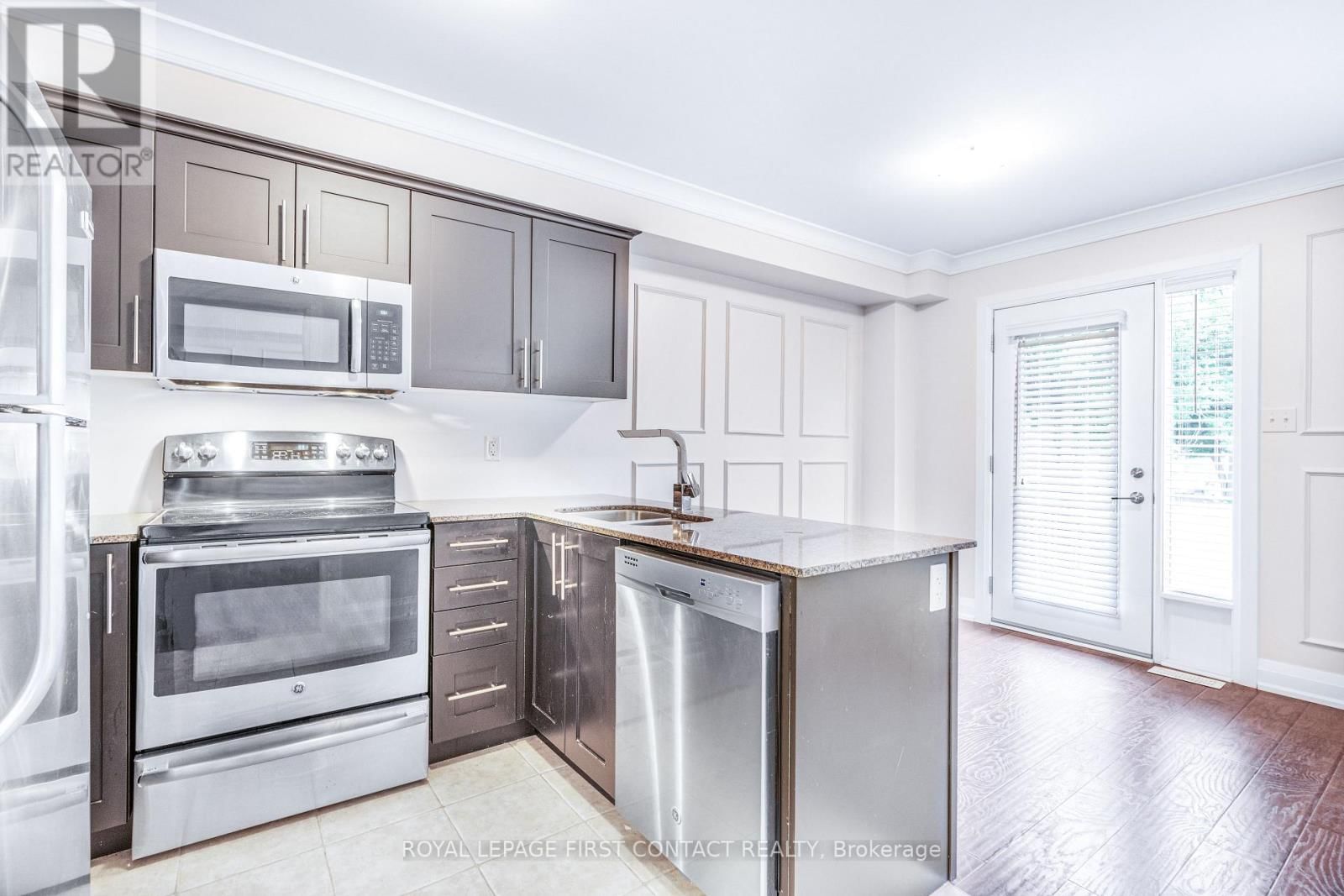 4 - 29 MADELAINE DRIVE Image 5