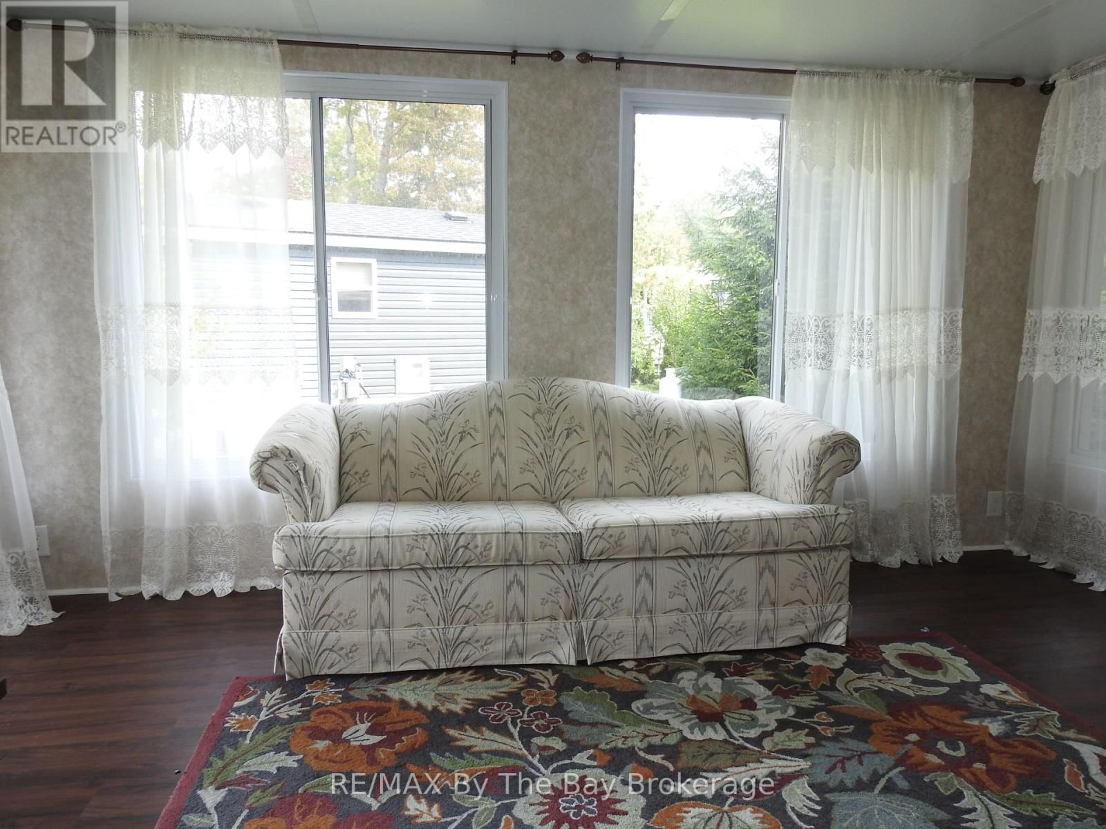 5 NIPAGON CIRCLE Image 8