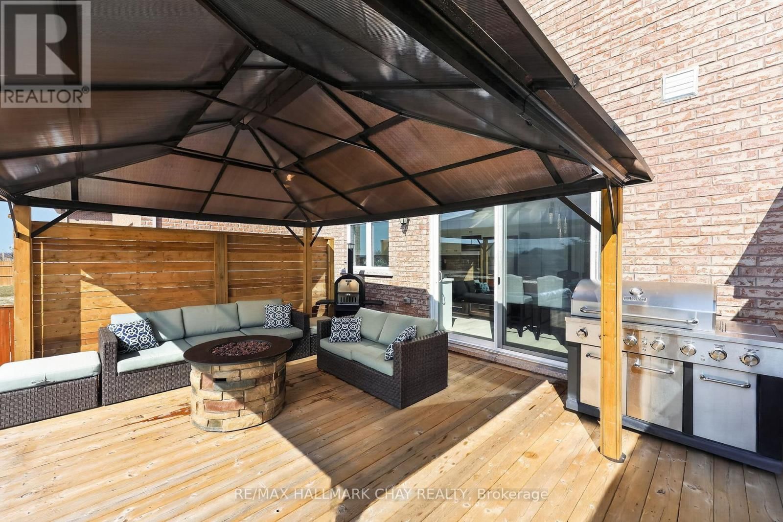 2 CYPRESS POINT STREET Image 43