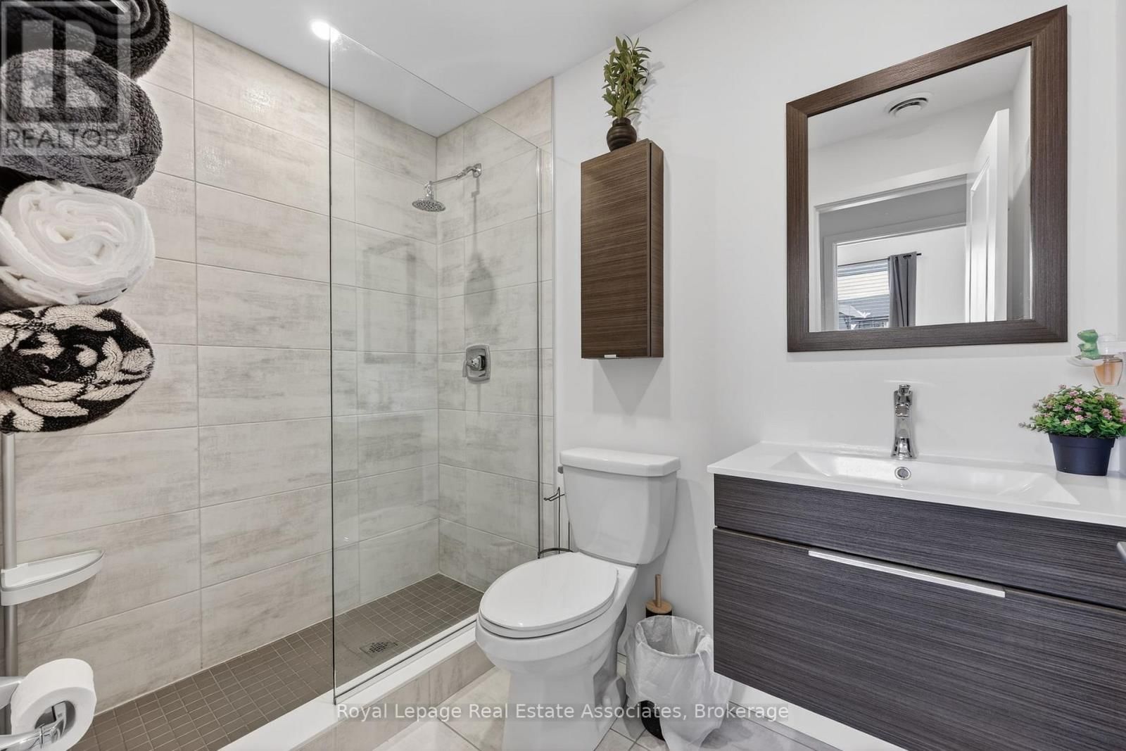 306 - 10 BEAUSOLEIL LANE Image 20