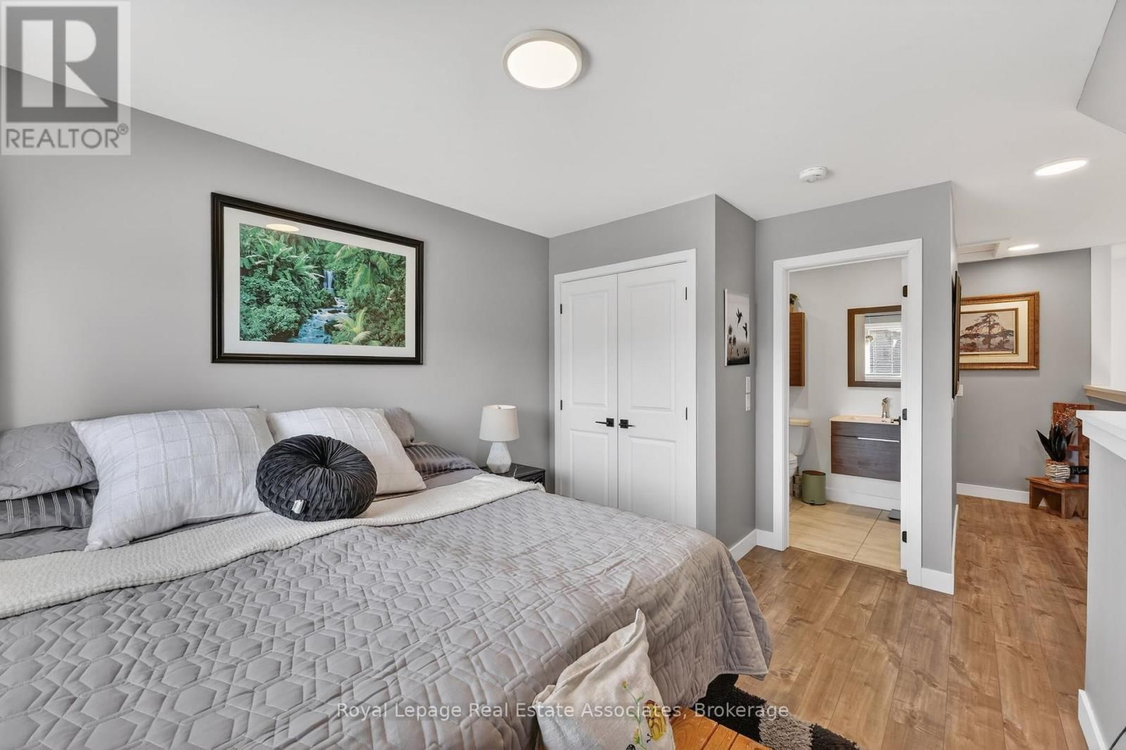 306 - 10 BEAUSOLEIL LANE Image 28