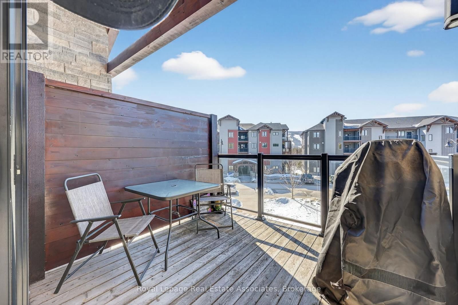 306 - 10 BEAUSOLEIL LANE Image 31