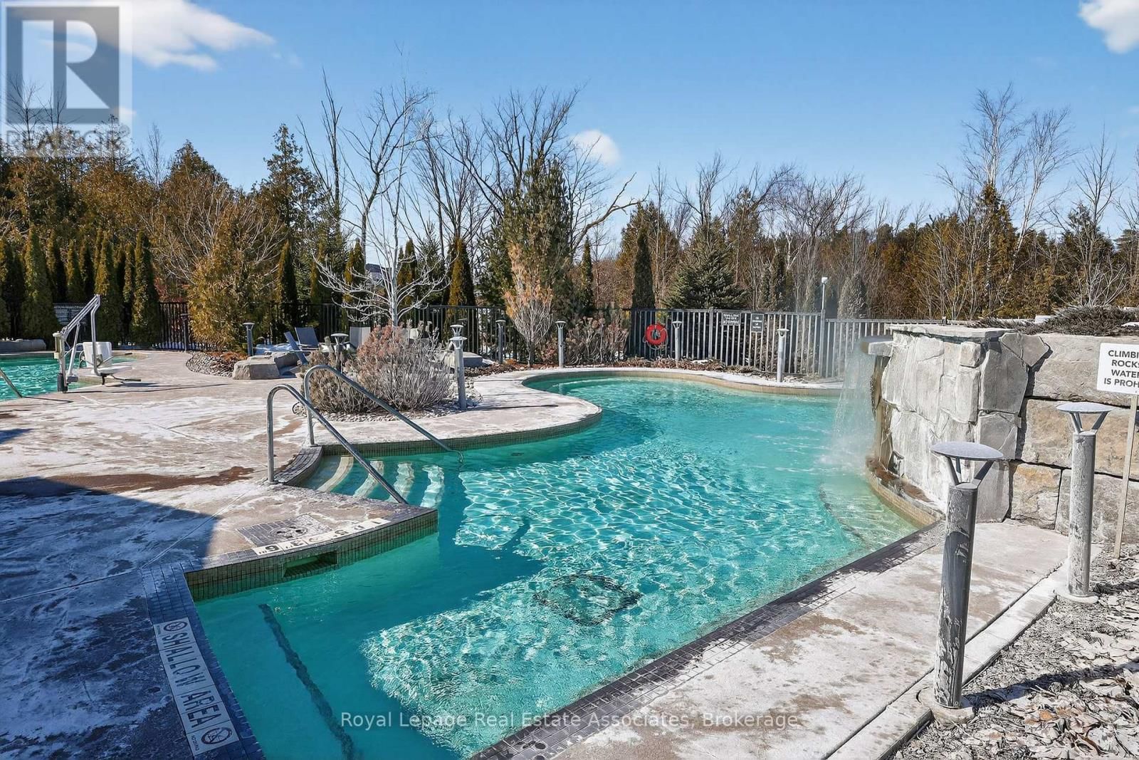 306 - 10 BEAUSOLEIL LANE Image 34