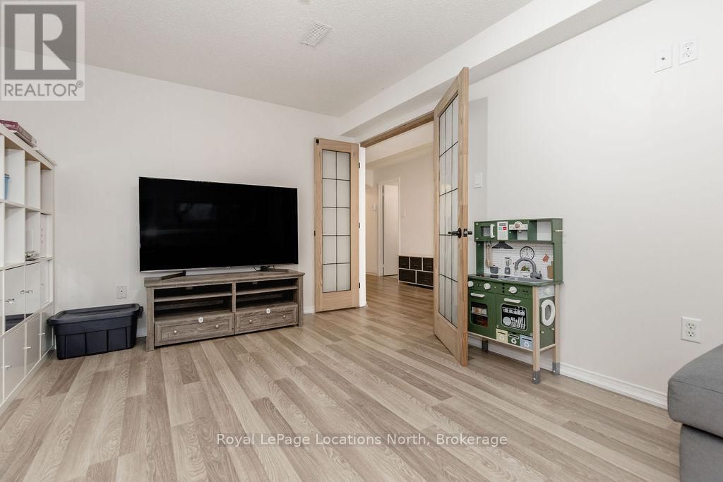 92 GLEN ETON ROAD Image 18