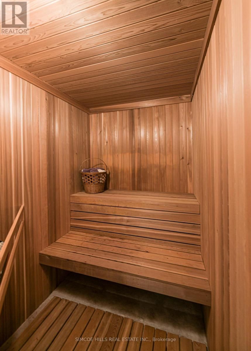 131 COURTLAND STREET Image 34