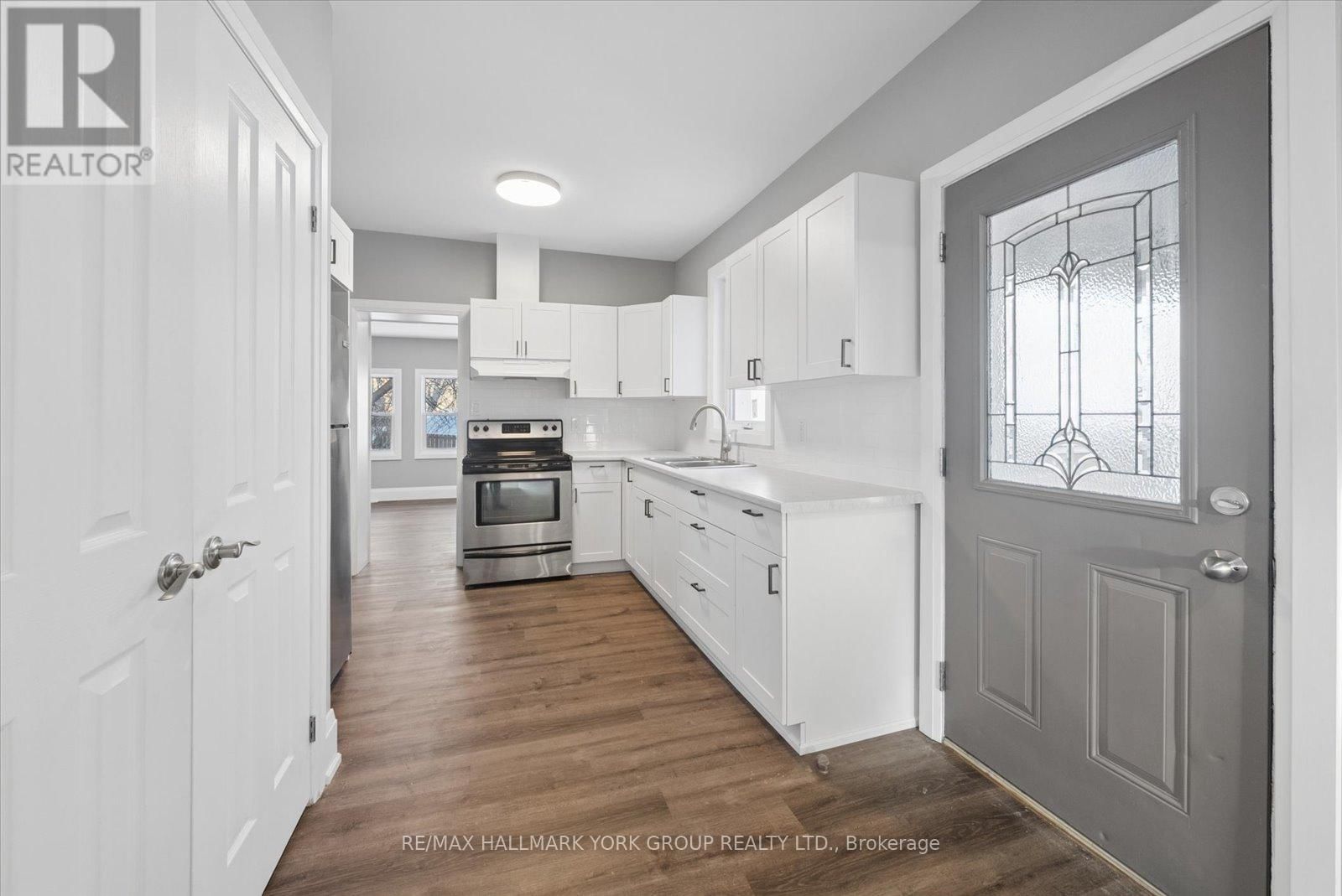 16 ALBERT STREET NORTH Image 21