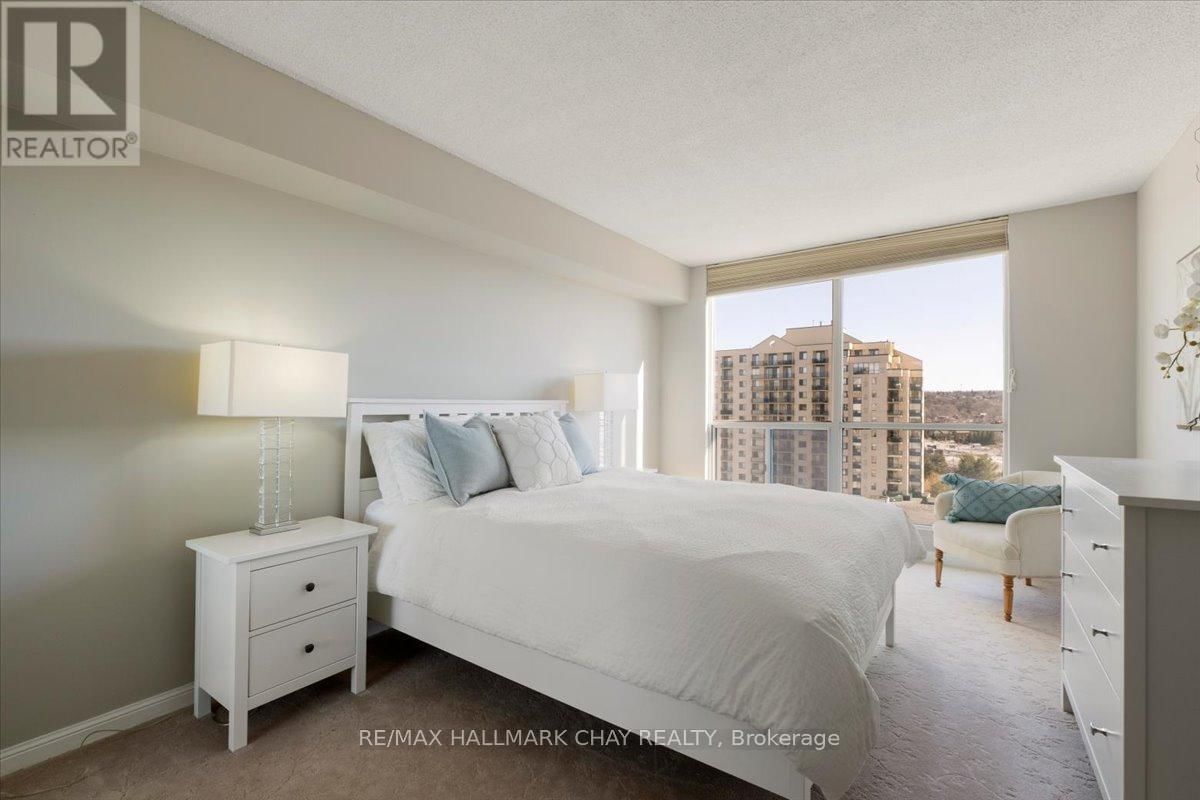 908 - 65 ELLEN STREET Image 21