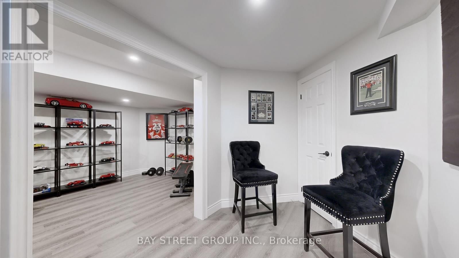 53 PRISCILLA'S PLACE Image 33