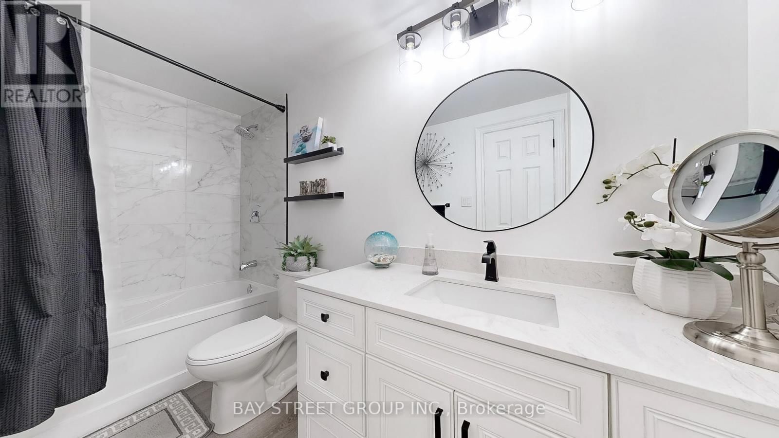 53 PRISCILLA'S PLACE Image 44