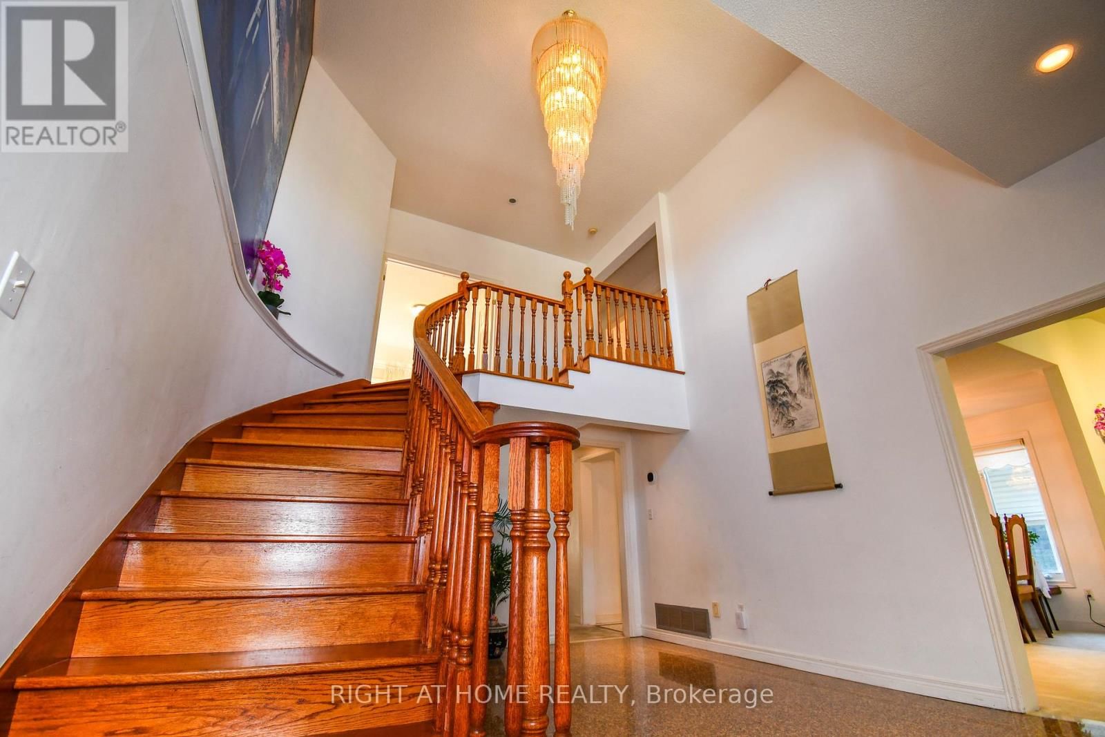 11 THACKERAY CRESCENT Image 16