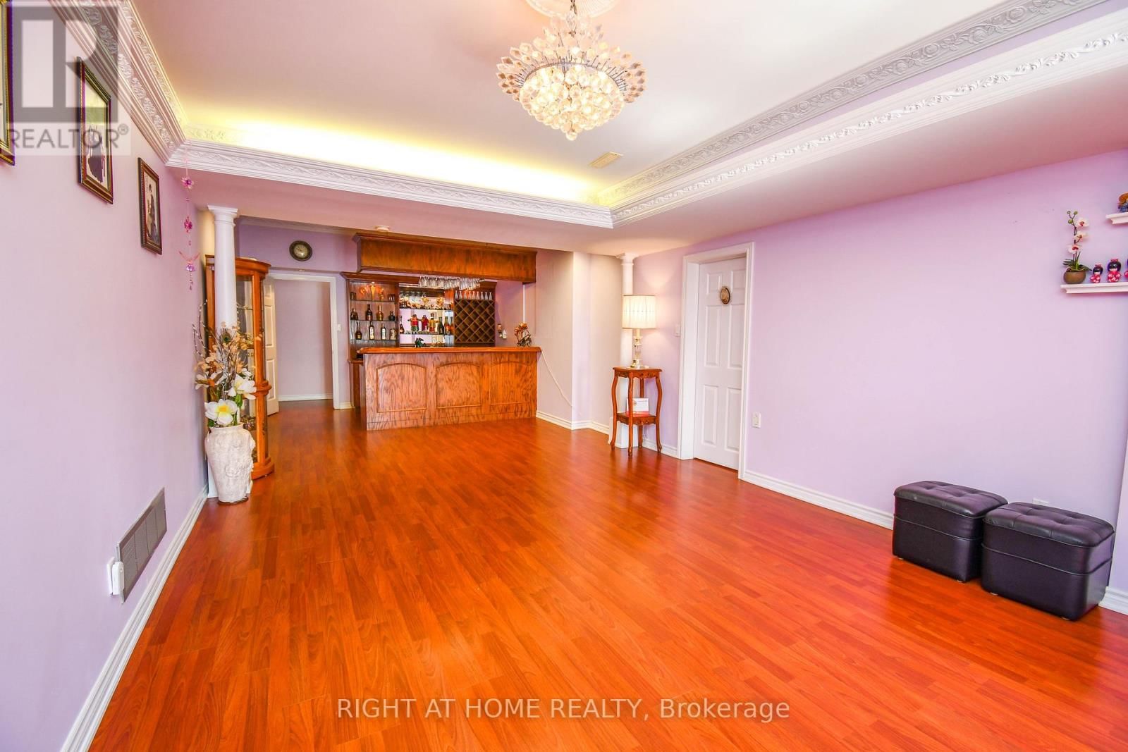 11 THACKERAY CRESCENT Image 29