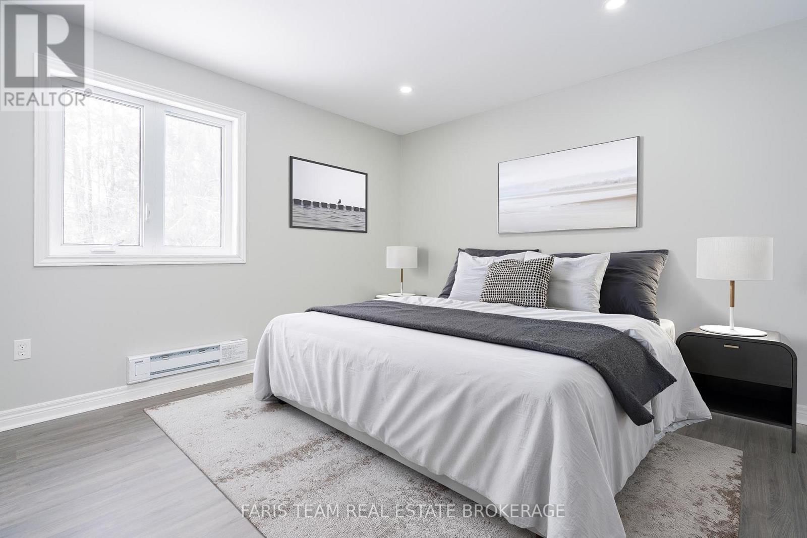 3554 JOHN STREET Image 17