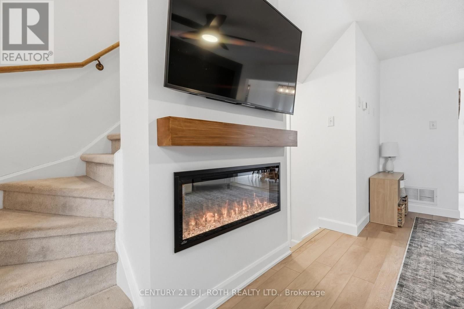 387 FERNDALE DRIVE SOUTH Image 10