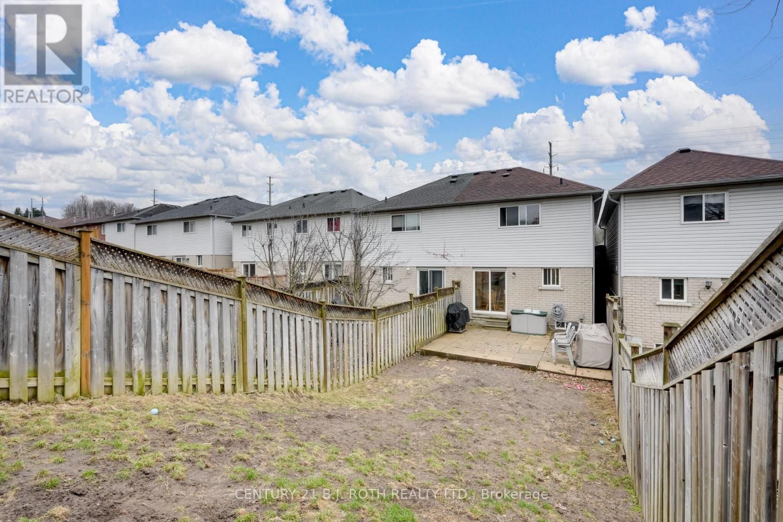 387 FERNDALE DRIVE SOUTH Image 23