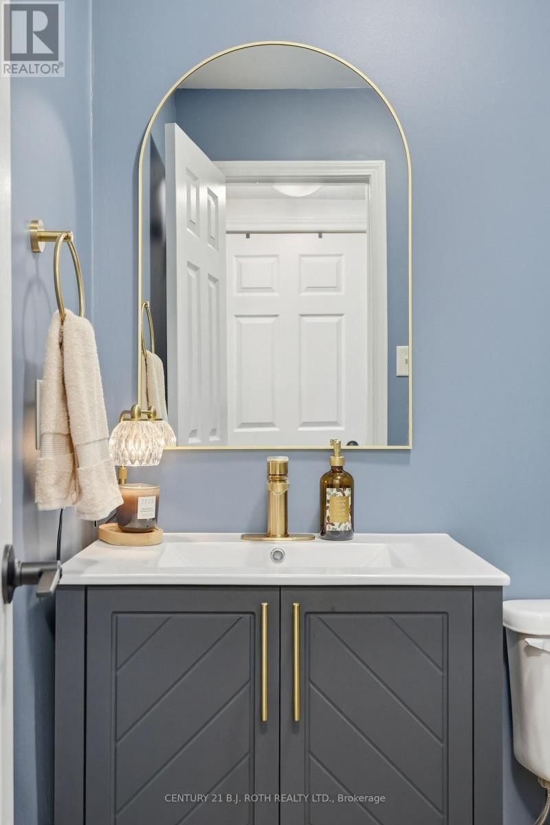 387 FERNDALE DRIVE SOUTH Image 9