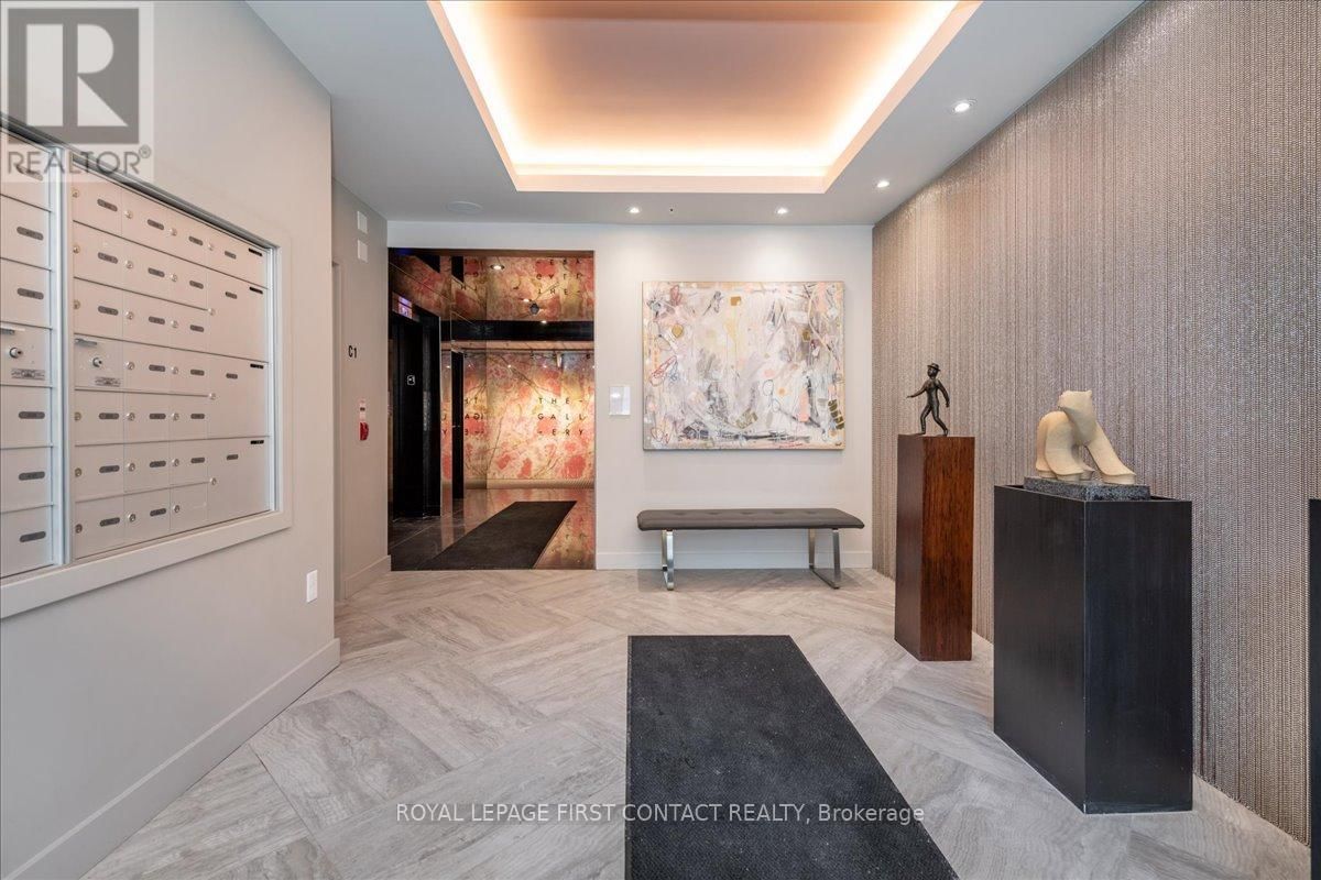 407 - 300 ESSA ROAD Image 3