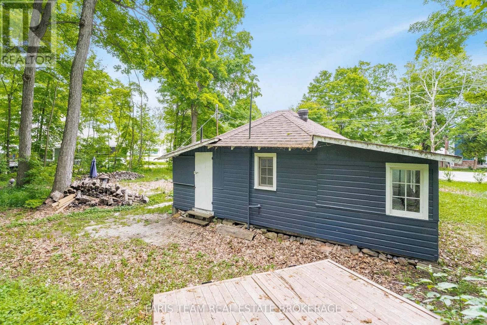 365 ROBINS POINT ROAD Image 19