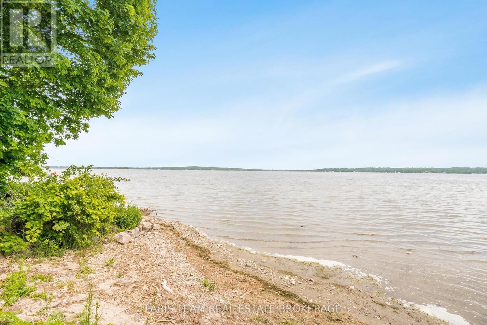 365 ROBINS POINT ROAD Image 22