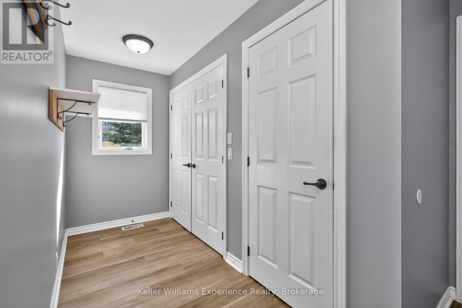 1 GIDLEY COURT Image 16