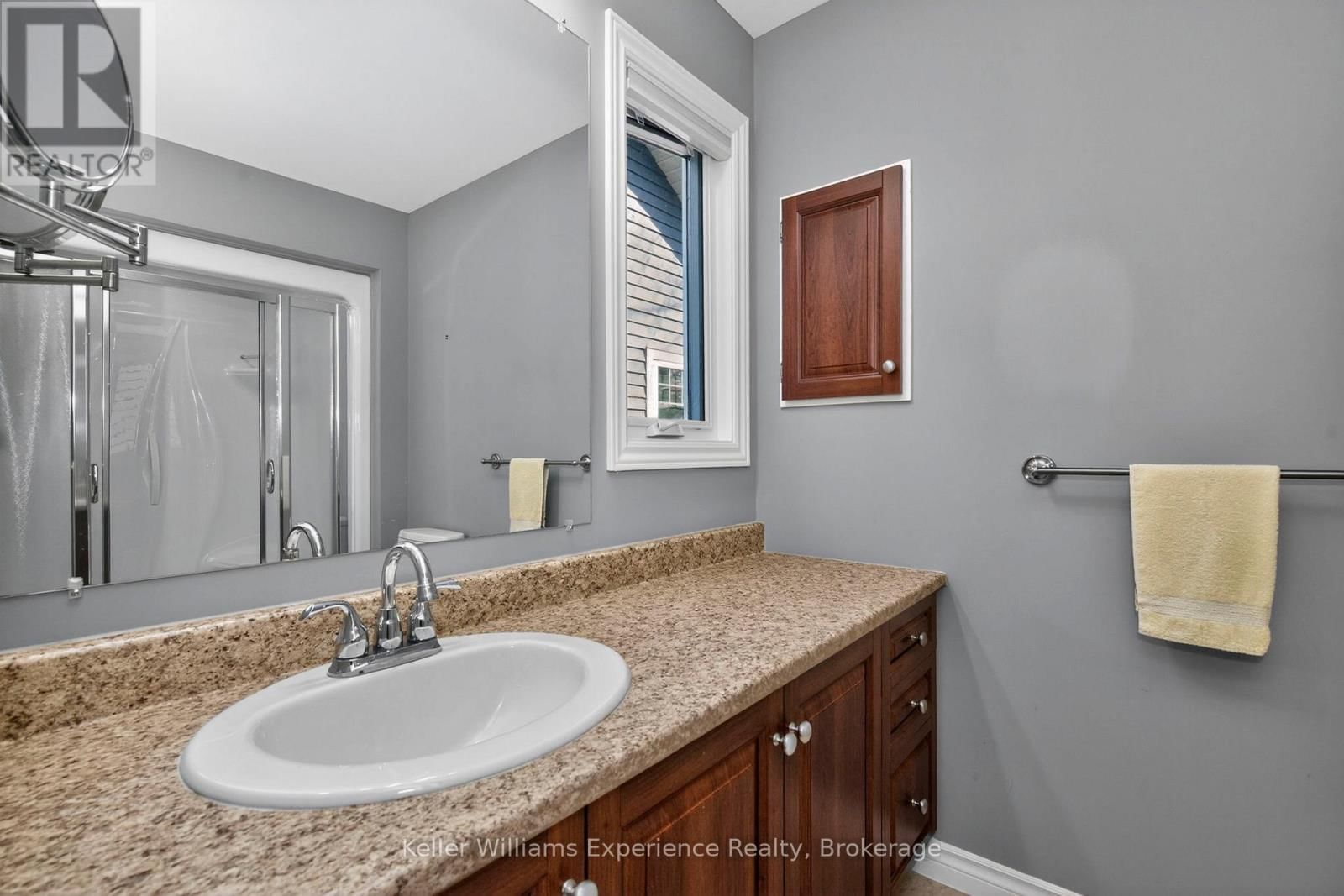 1 GIDLEY COURT Image 26