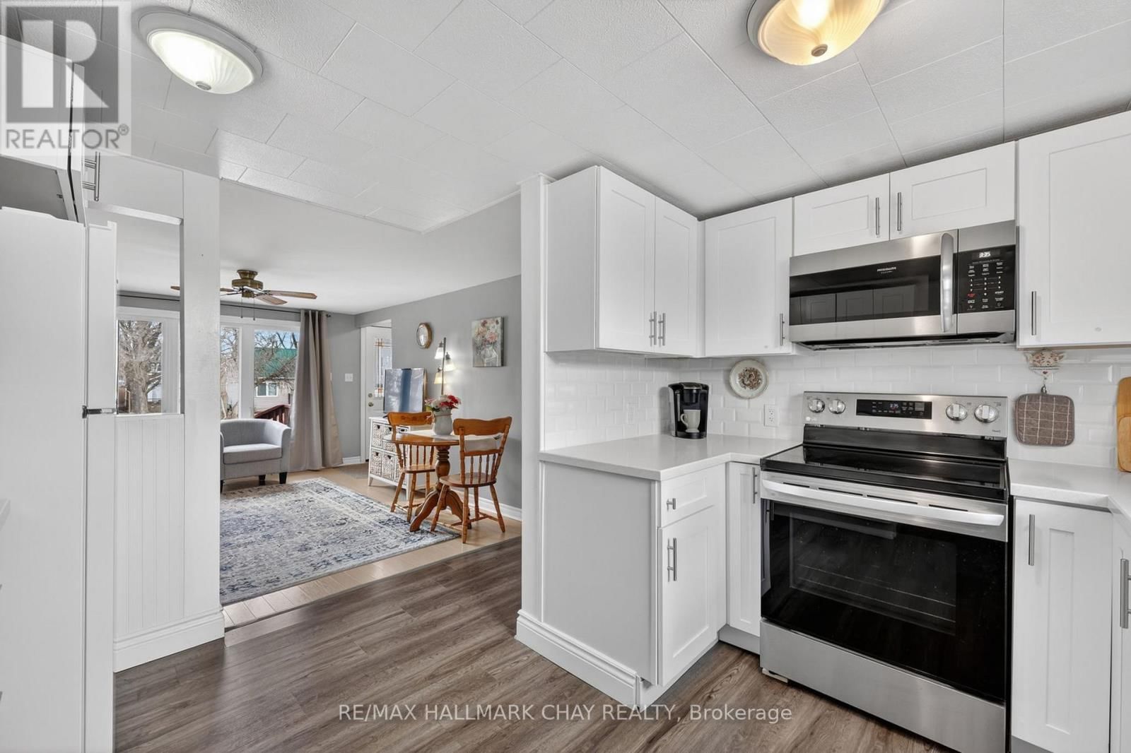 27 ALEXANDER ROAD Image 12