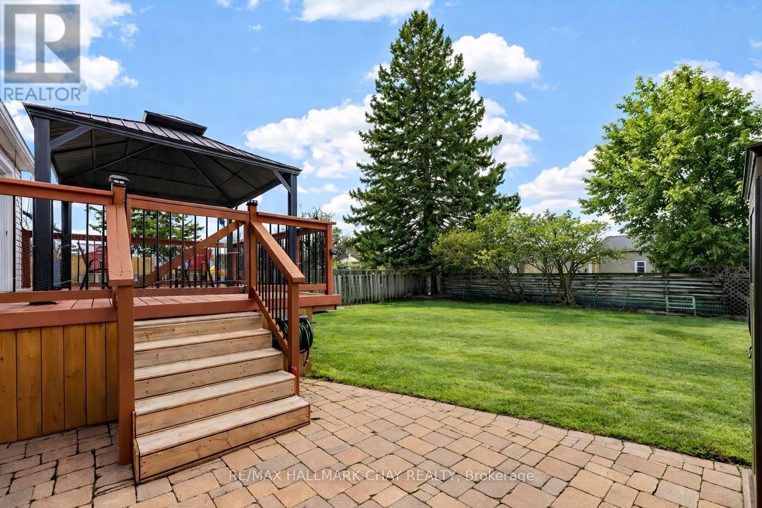 27 ALEXANDER ROAD Image 24