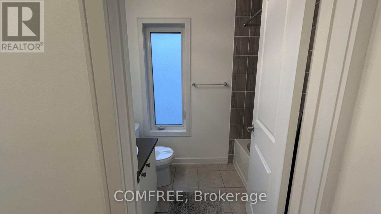 1 RED MAPLE LANE Image 14