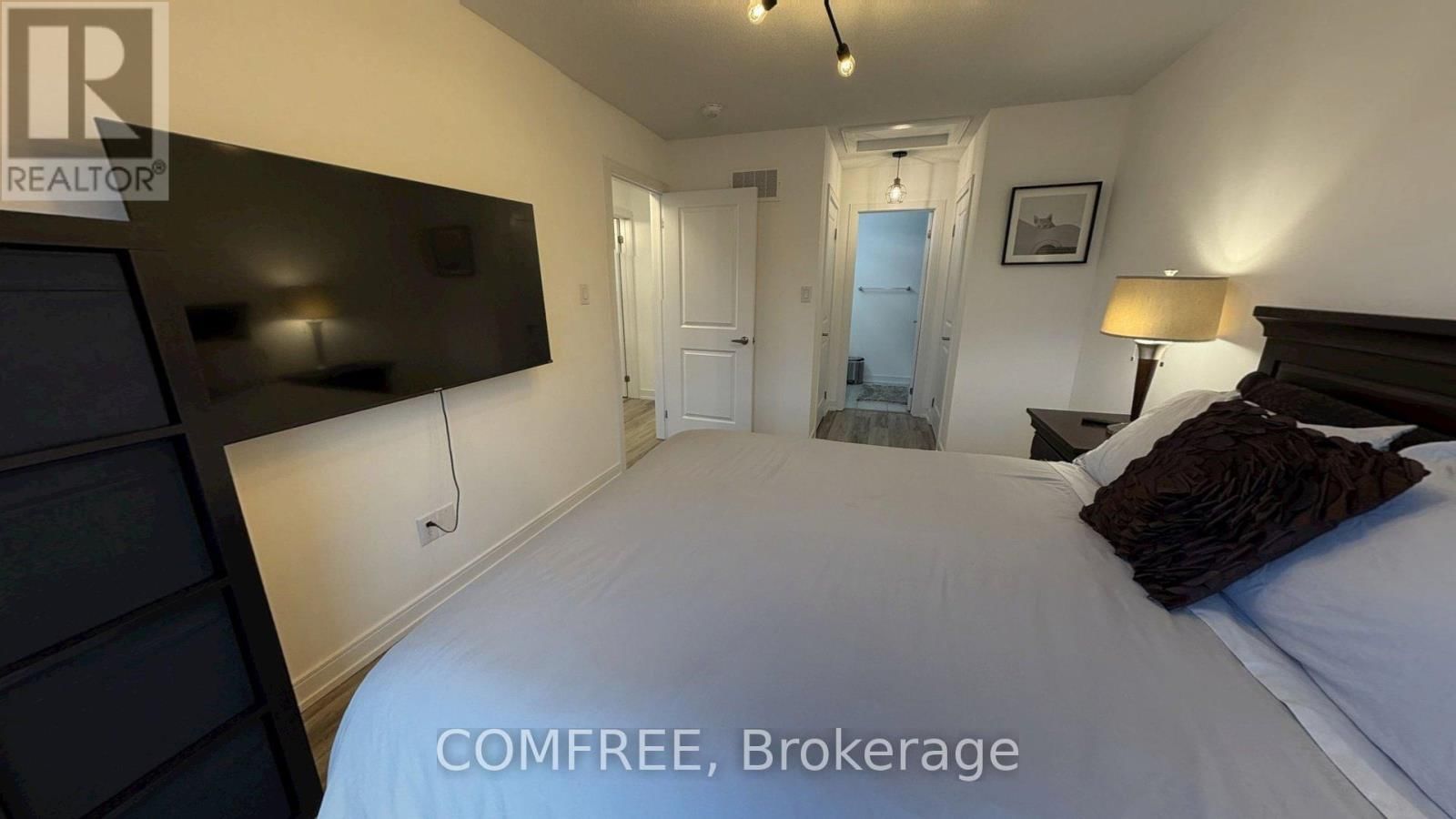 1 RED MAPLE LANE Image 17