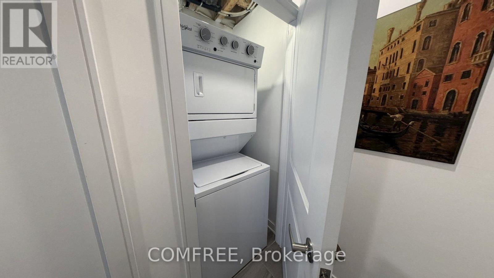 1 RED MAPLE LANE Image 21