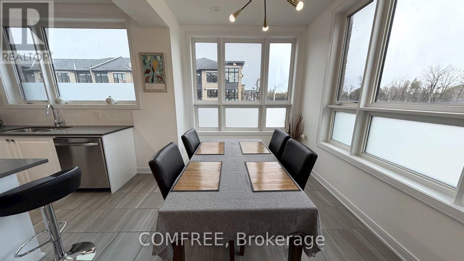 1 RED MAPLE LANE Image 6