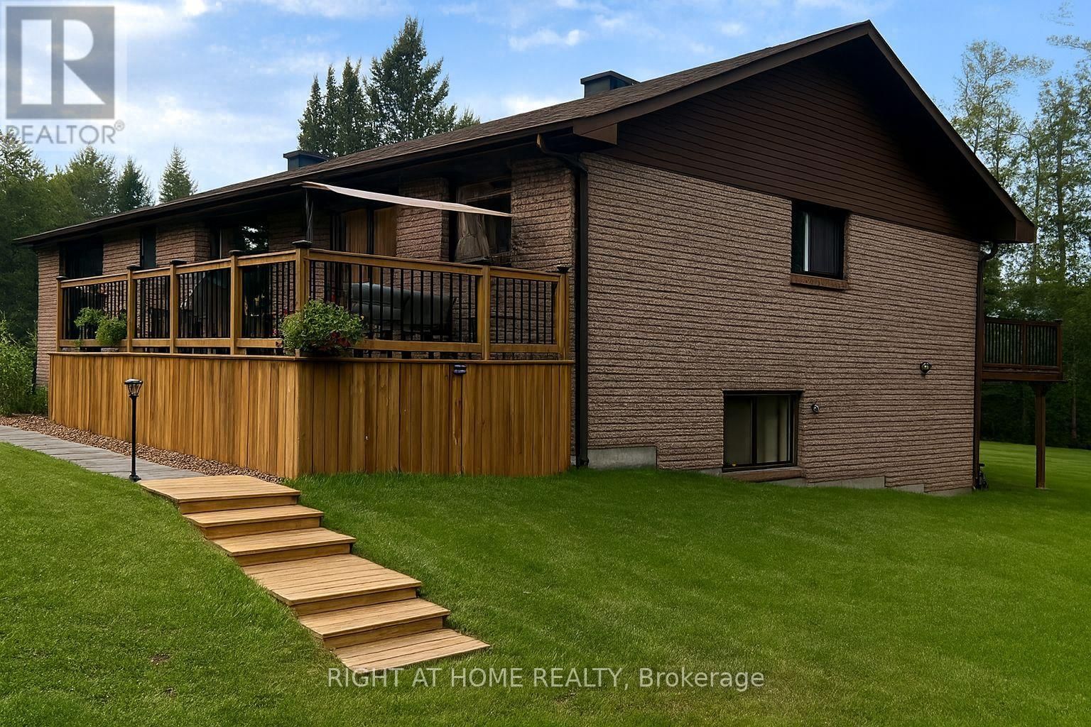 1628 WARMINSTER SIDEROAD Image 1