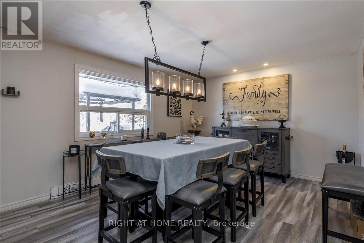 1628 WARMINSTER SIDEROAD Image 8