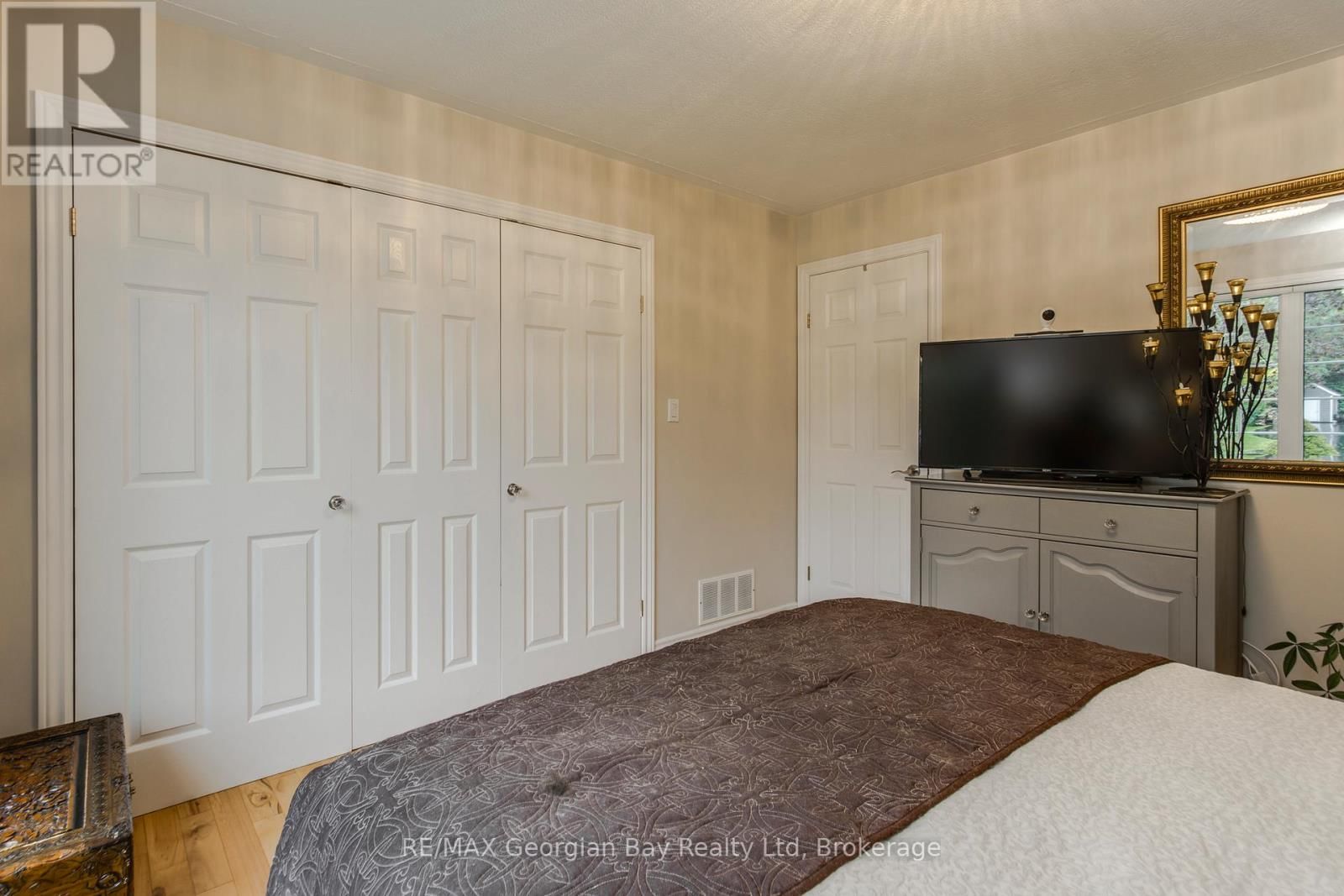 229 GILWOOD PARK DRIVE Image 25